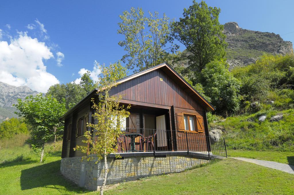 Bungalows La Borda D'Arnaldet Villanova Kültér fotó
