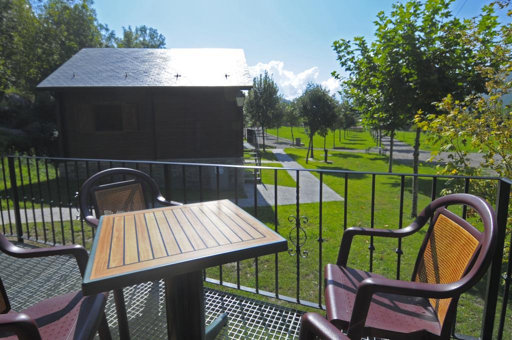 Bungalows La Borda D'Arnaldet Villanova Kültér fotó