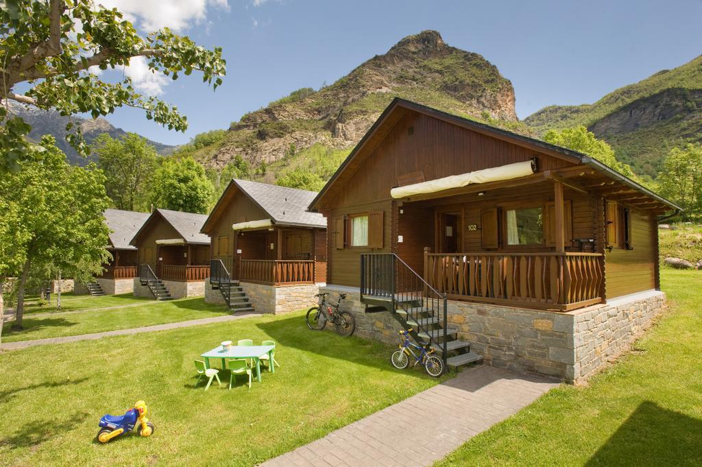 Bungalows La Borda D'Arnaldet Villanova Kültér fotó